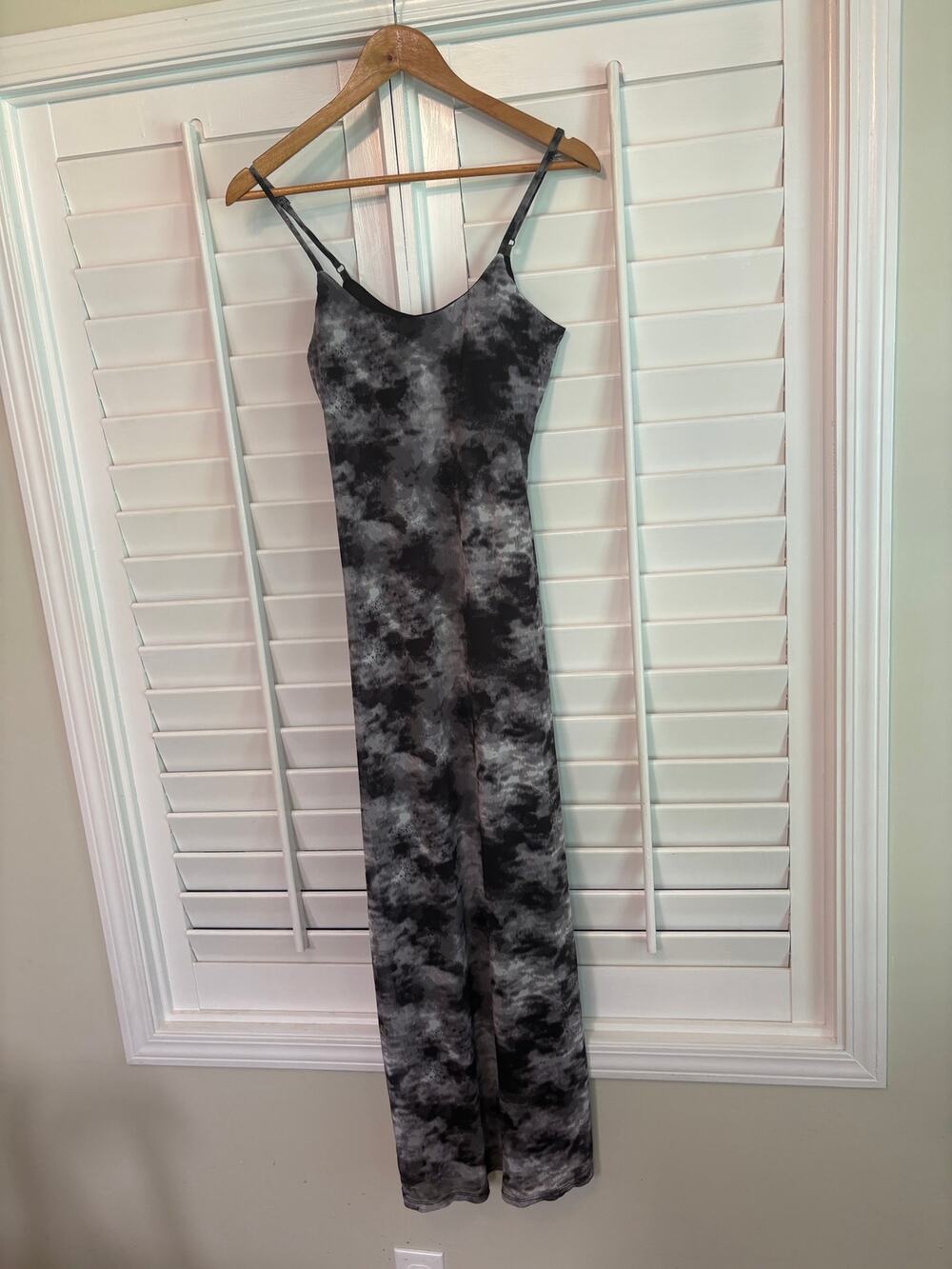 No Boundaries Black Tie Dye Mesh Maxi Dress‎ Size Medium